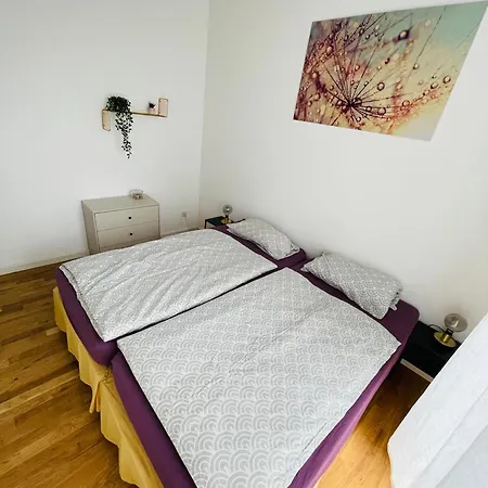 Tolle Zentrale Stadtwohnung In Berlin-weissensee-prenzlauer Berg