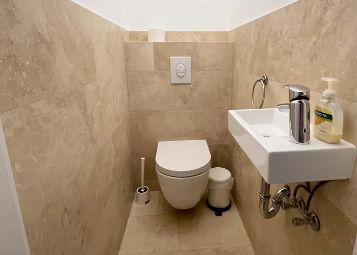 Tolle Zentrale Stadtwohnung In Berlin-weissensee-prenzlauer Berg