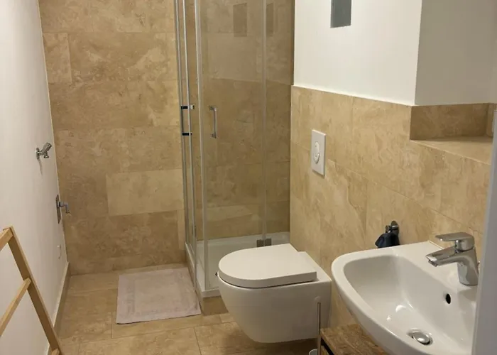 Tolle Zentrale Stadtwohnung In Berlin-weissensee-prenzlauer Berg アパート ベルリン