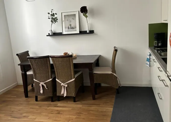 Tolle Zentrale Stadtwohnung In Berlin-weissensee-prenzlauer Berg 베를린