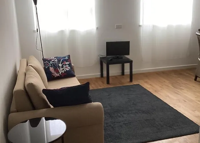 아파트 Tolle Zentrale Stadtwohnung In Berlin-weissensee-prenzlauer Berg *