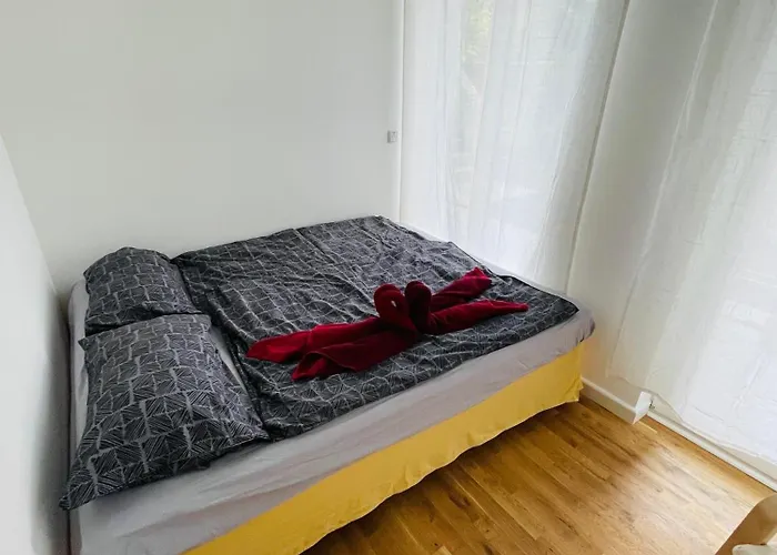 아파트 Tolle Zentrale Stadtwohnung In Berlin-weissensee-prenzlauer Berg *